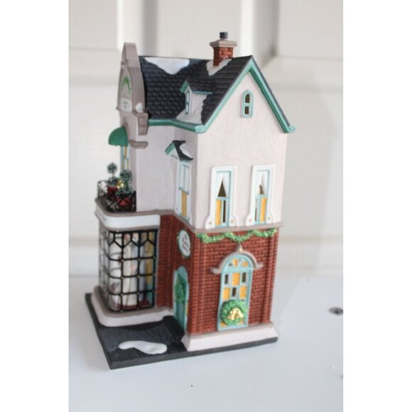 Dept 56 Christmas in the City - The Wedding Gallery - Picture 2 of 8